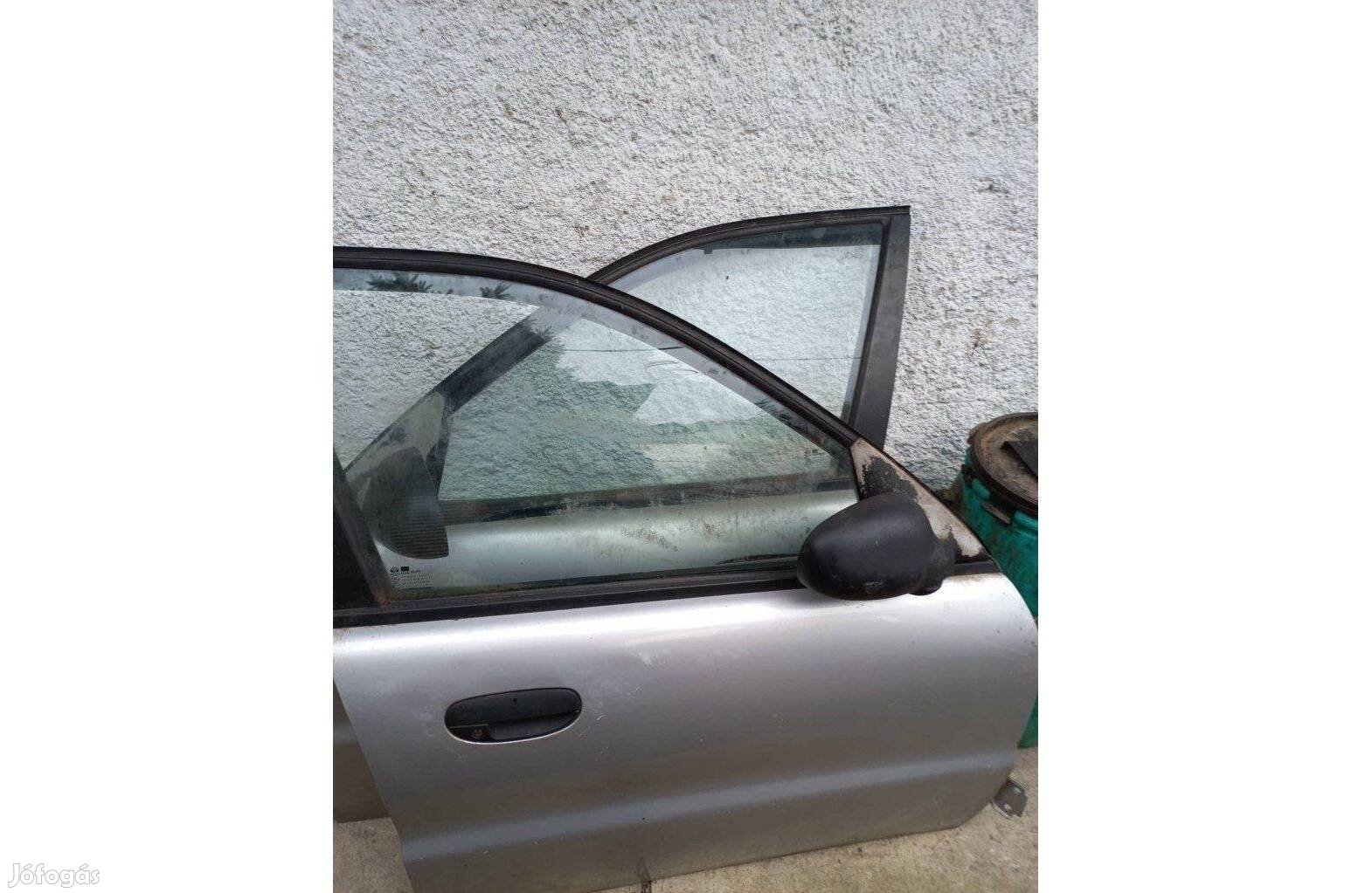 Eladó 1,5ös Daewoo lanos első ajtók