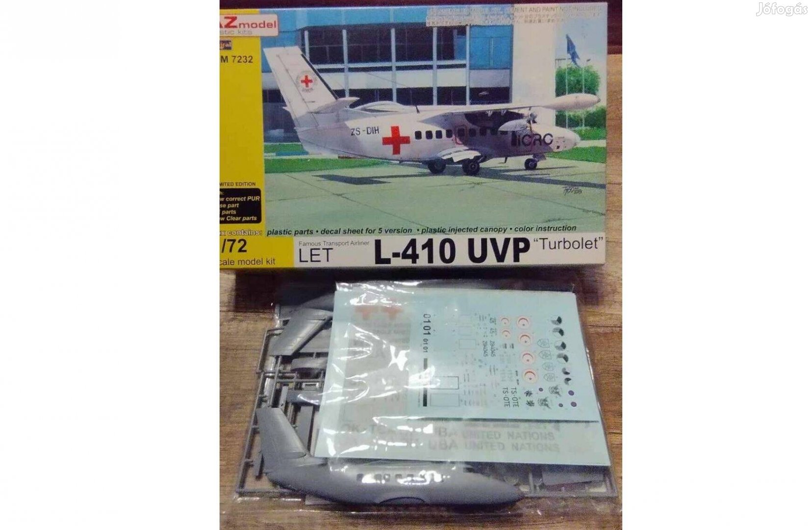 Eladó 1/72-es Azmodel LET L-410 UVP "Turbolet" makett