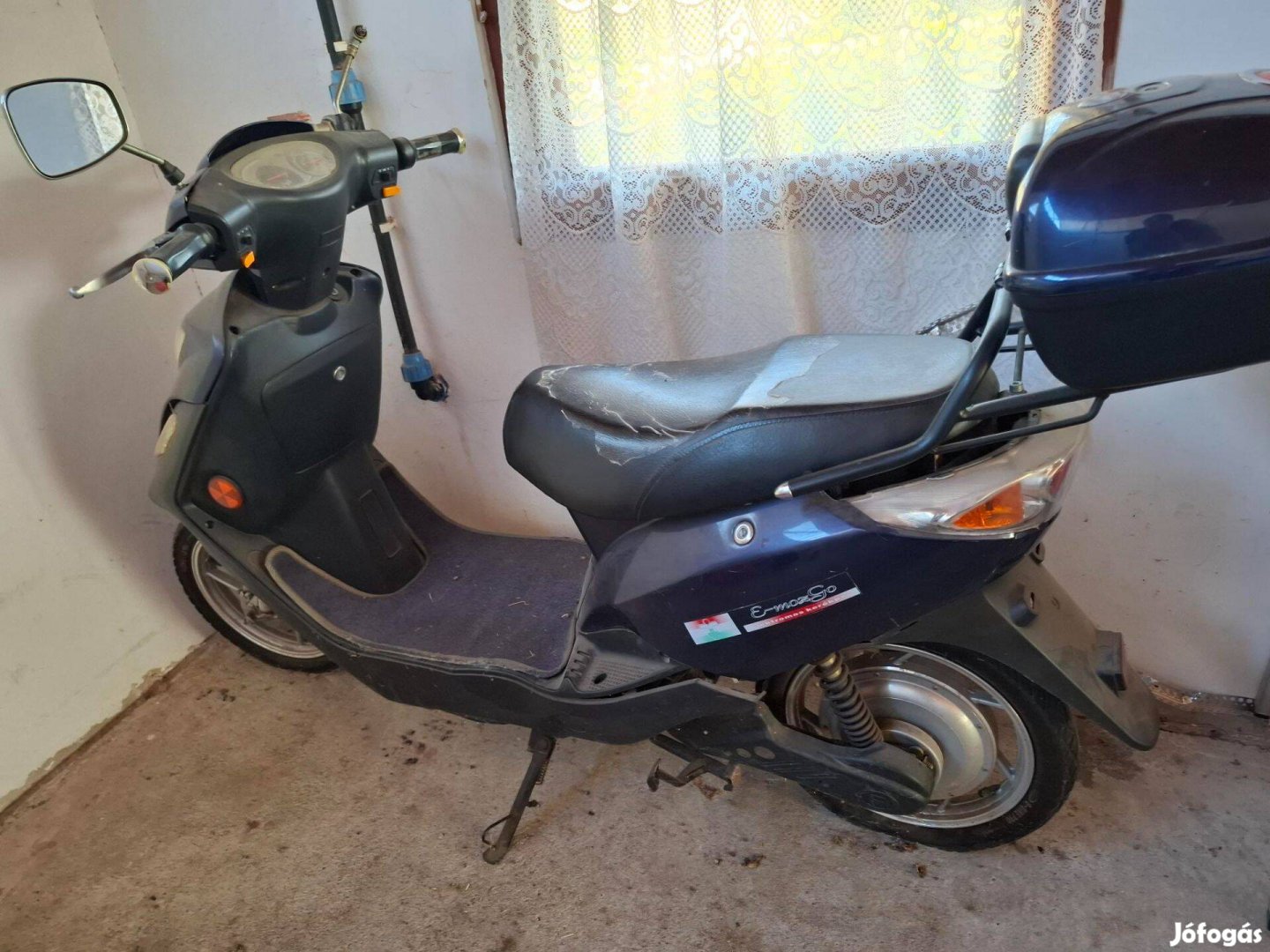 Eladó 1 darab elektromos moped