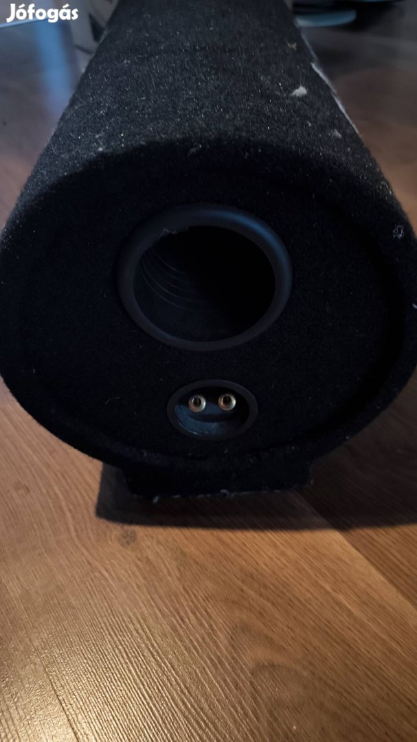 Eladó 200 W SAL XB-8 autós mélynyomó