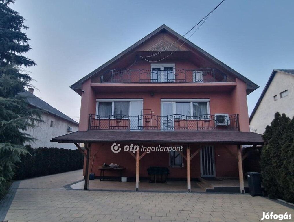 Eladó 214 nm-es ház Felsőzsolca