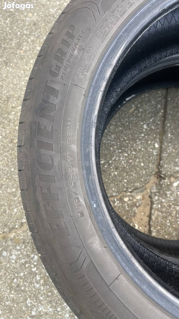 Eladó 215/55 R17 nyári gumi 1 db 
