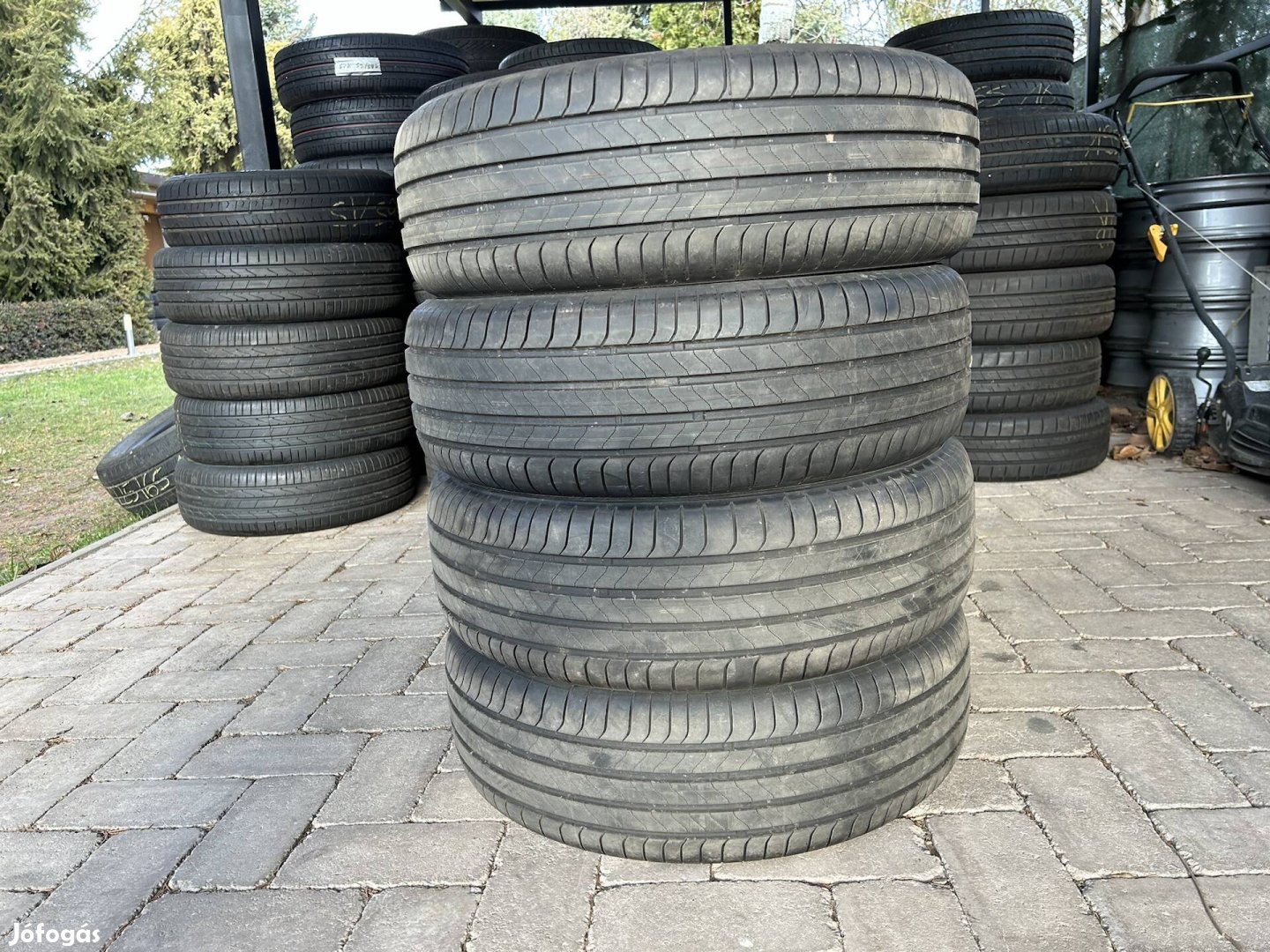 Eladó 215/65 r16 demo új Bridgestone nyári gumi! 