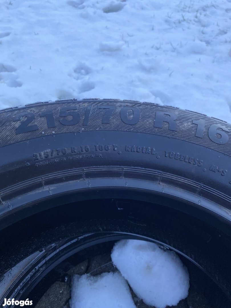 Eladó 215/70 r16 méretű téli gumi