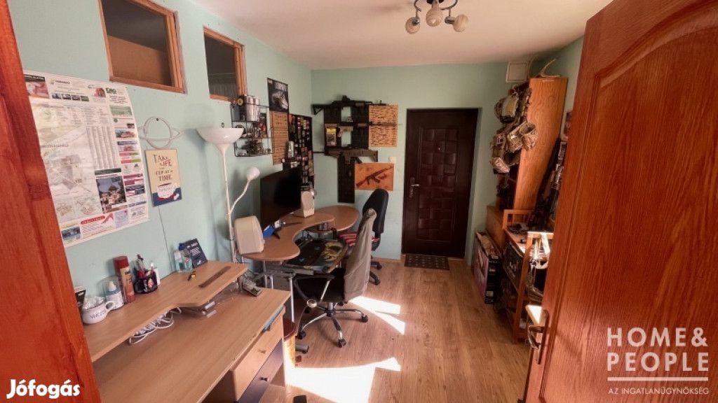 Eladó 220 nm-es Felújított Családi ház Hódmezővásárhely