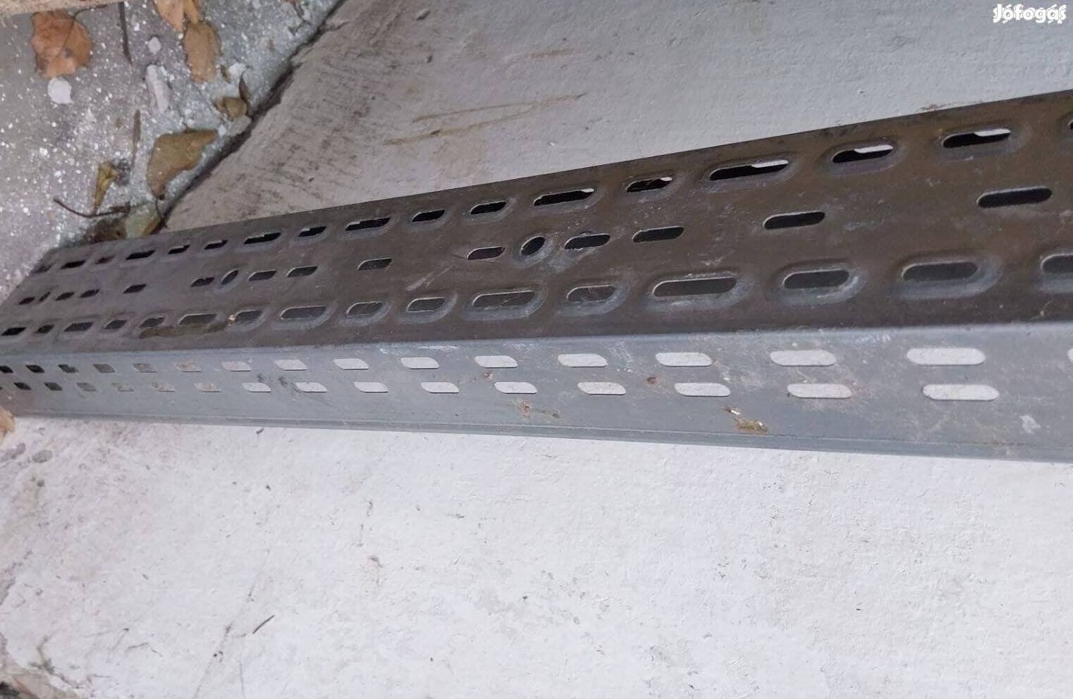 Eladó 220cm-es 100x60mm horganyzott kábelcsatorna