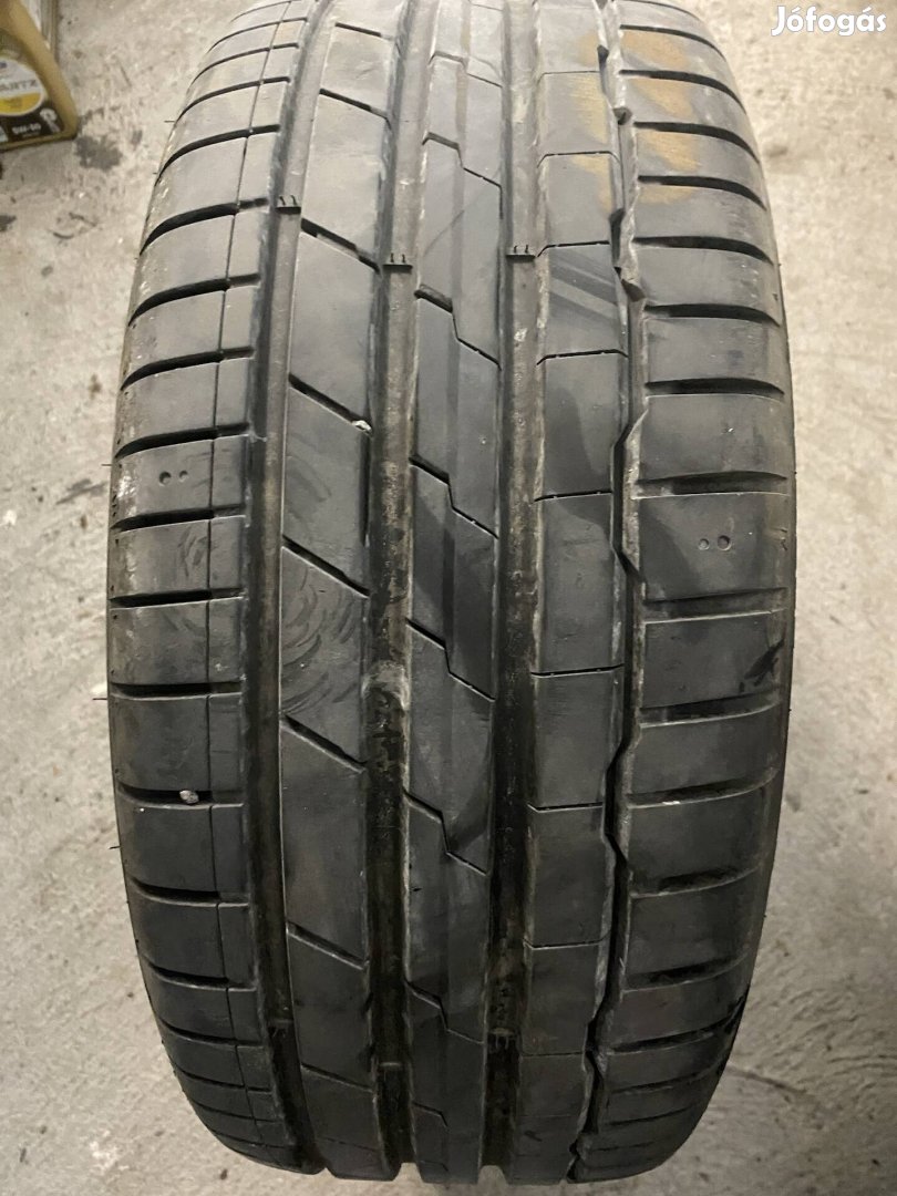 Eladó 225/45 r17 nyári gumik