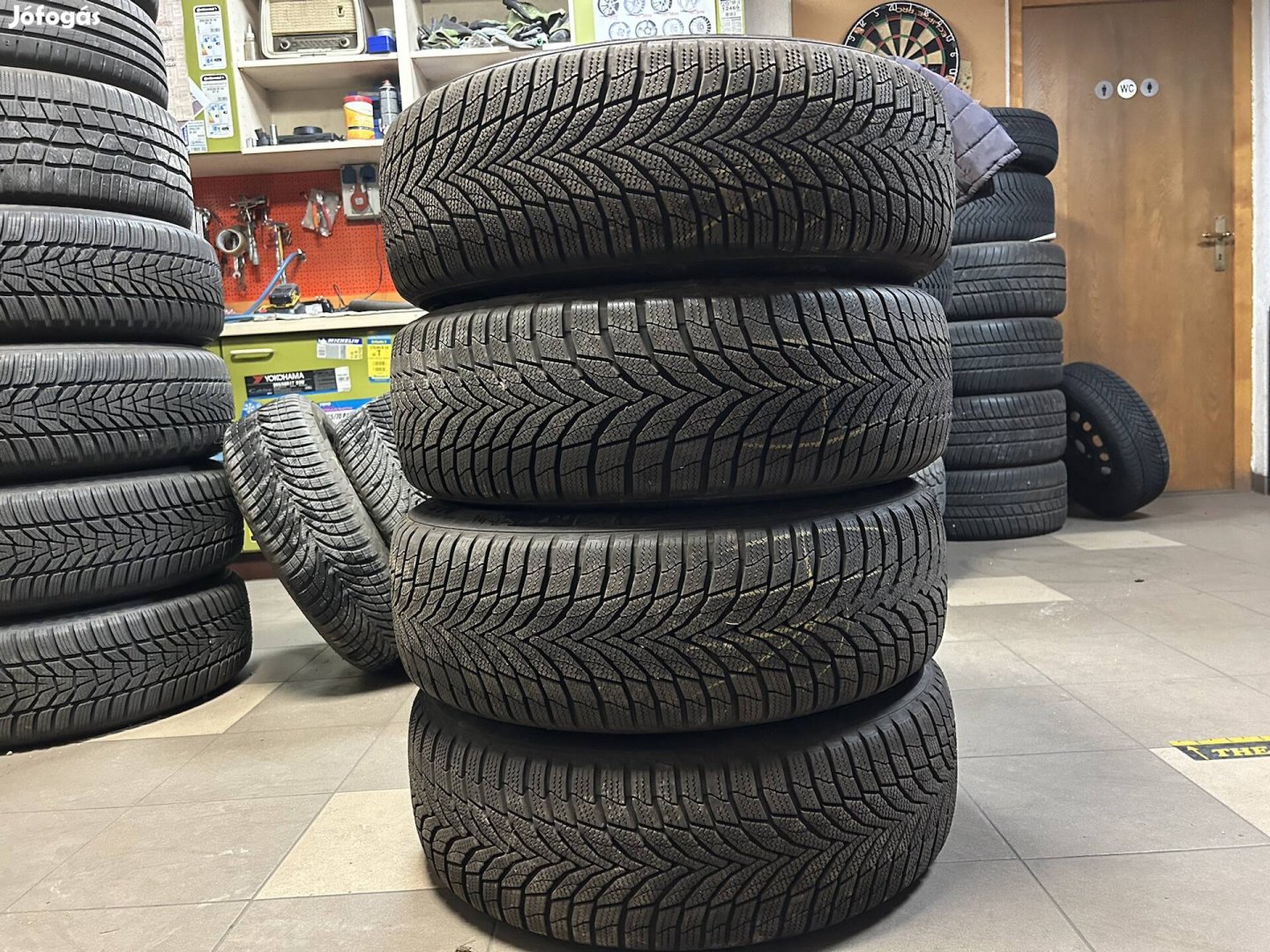 Eladó 225/60 r17 Nexen téli gumi!