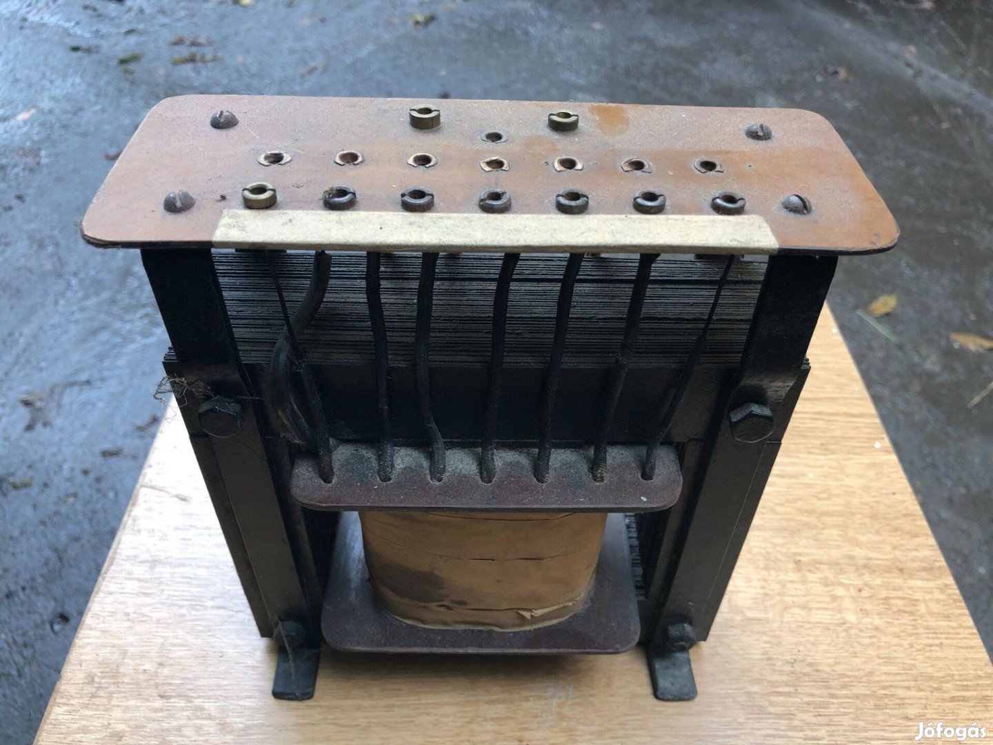 Eladó 230 Voltról 12, 24, 36 és még transzformátor