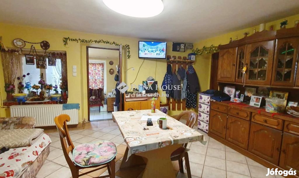 Eladó 240 nm-es ház Balatonfüred