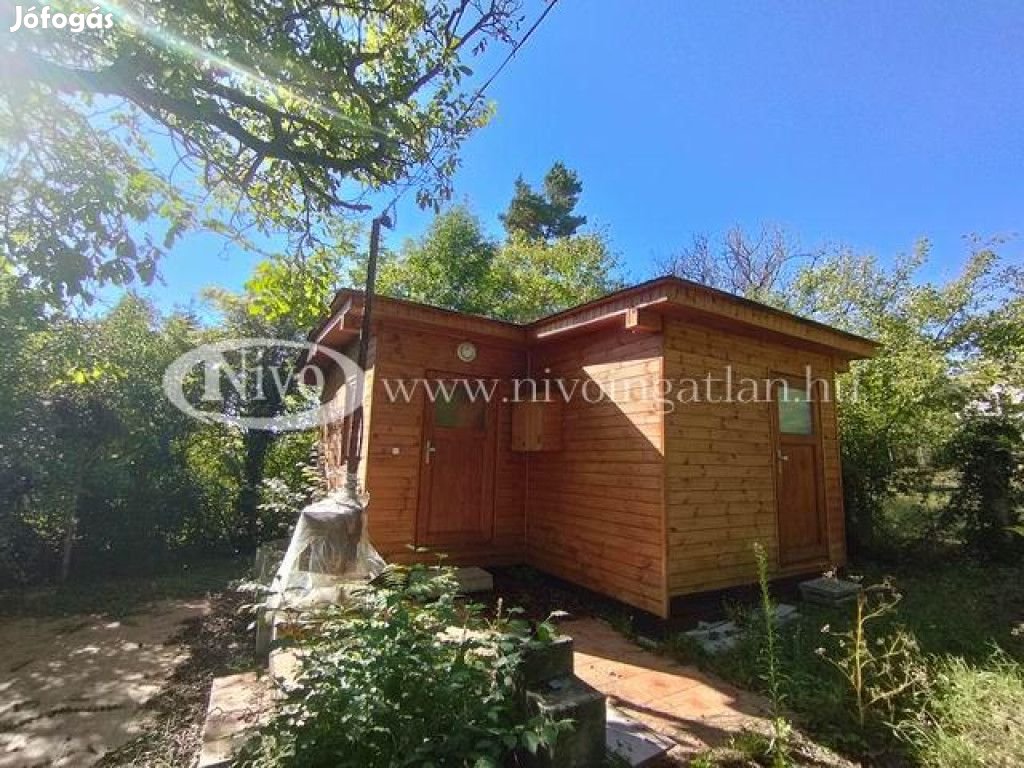 Eladó 24 nm-es Üdülő, nyaraló Veszprém