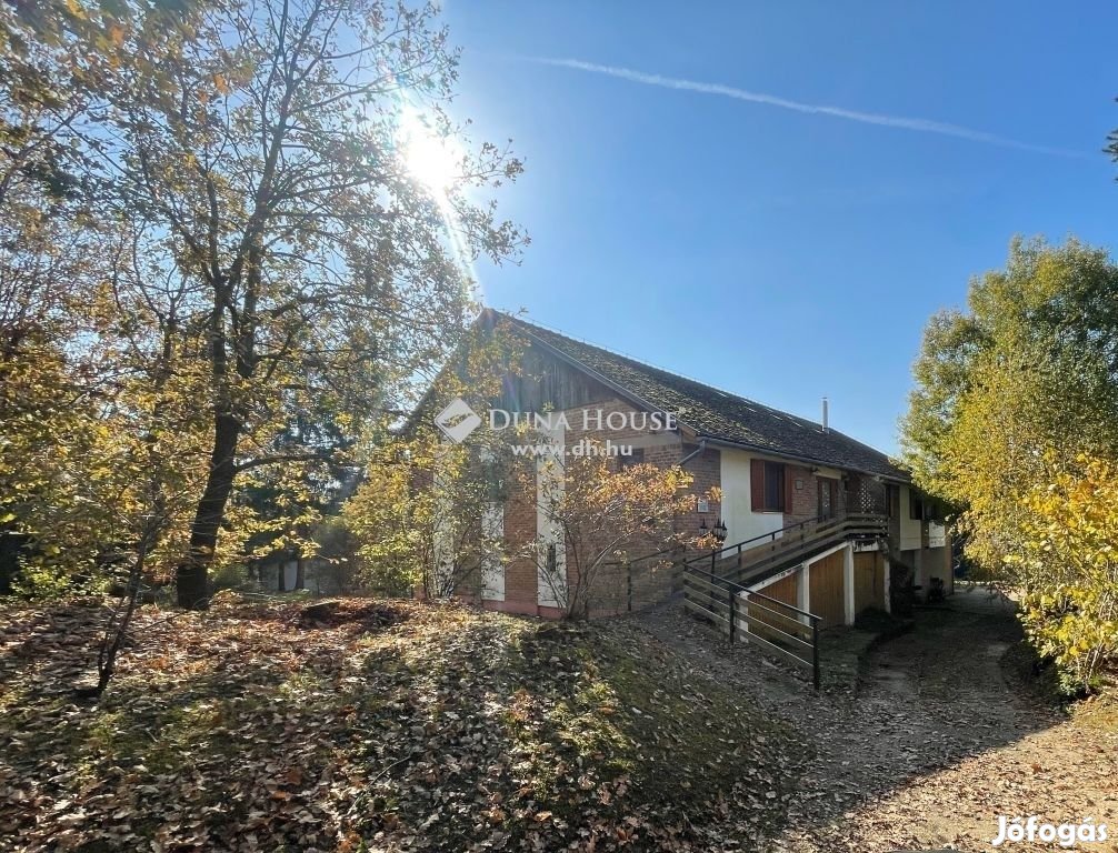 Eladó 250 nm-es ház Ispánk