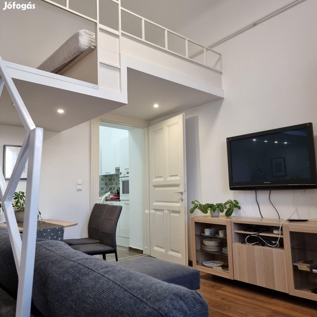 Eladó 25 nm-es Újszerű állapotú tégla lakás Budapest VIII. kerület