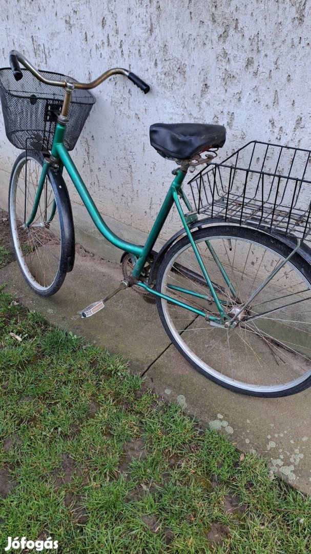 Eladó 26" Csepel