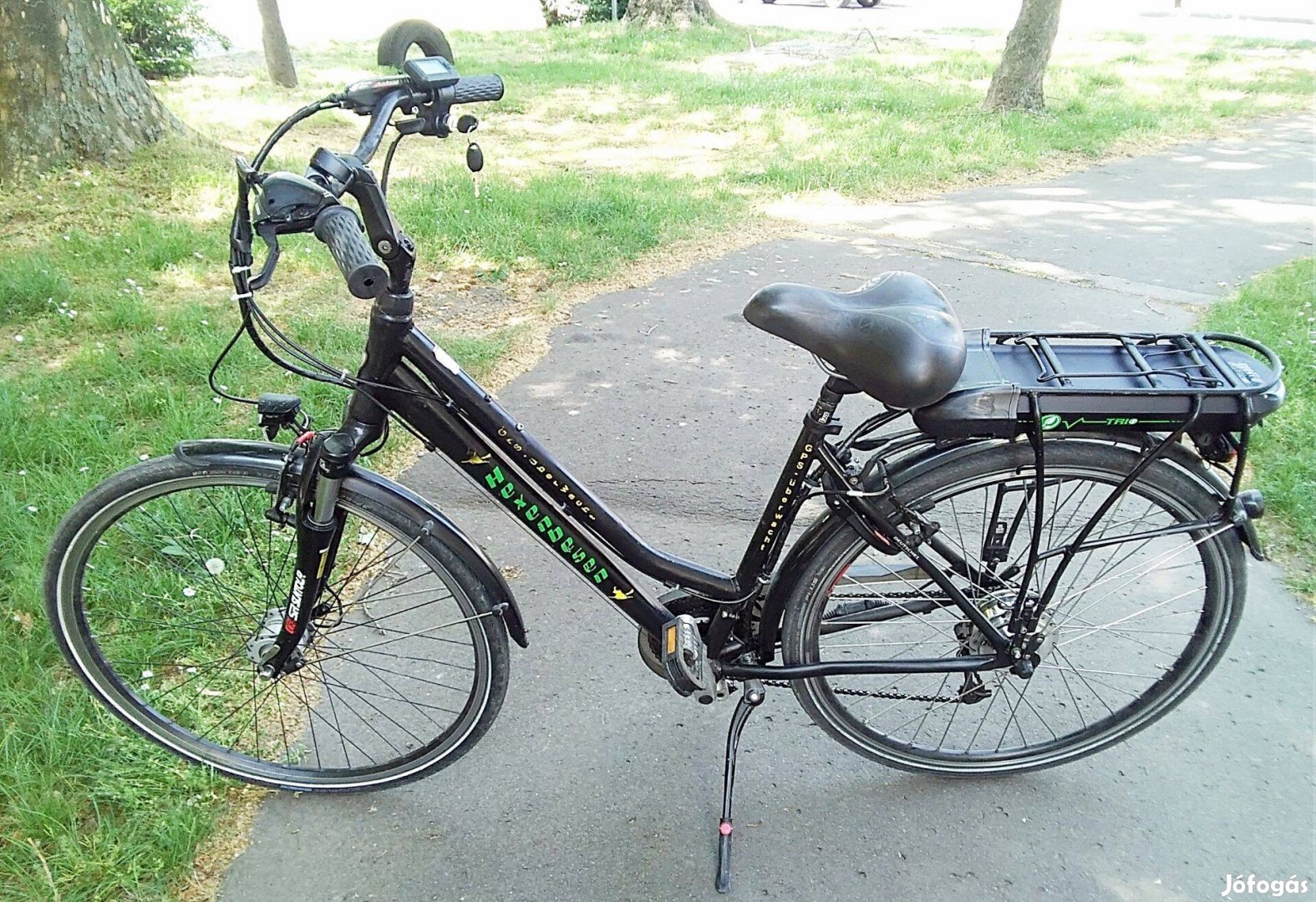 Eladó 28" elektromos kerékpár gázkaros 90% akkuval