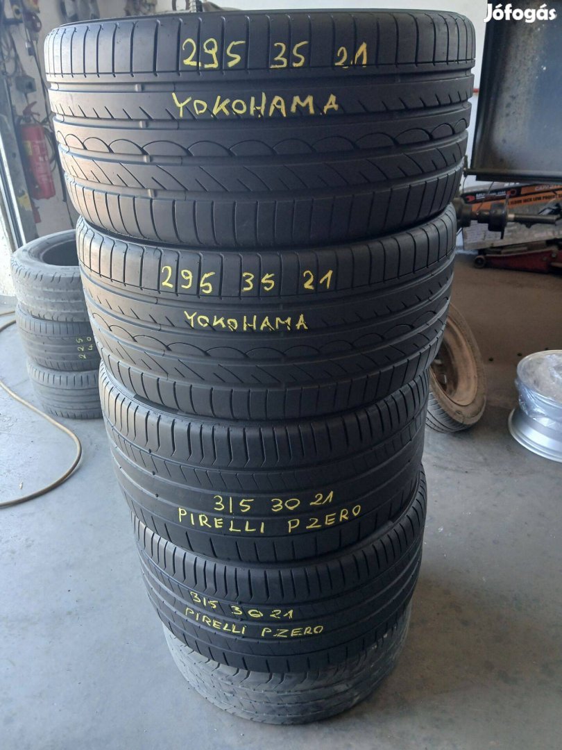 Eladó 295 35 21 yokohama nyári gumik