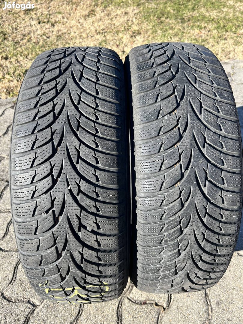 Eladó 2 db 195/65 R15 Nokian téligumi