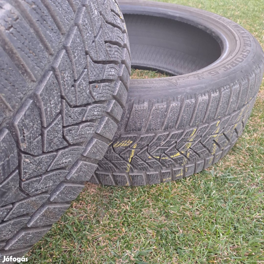 Eladó 2 db Dunlop Winter sport 5 225/45 R18 95V
