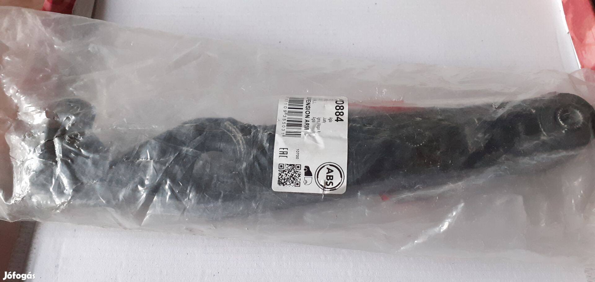 Eladó 2 db Suzuki lengőkar