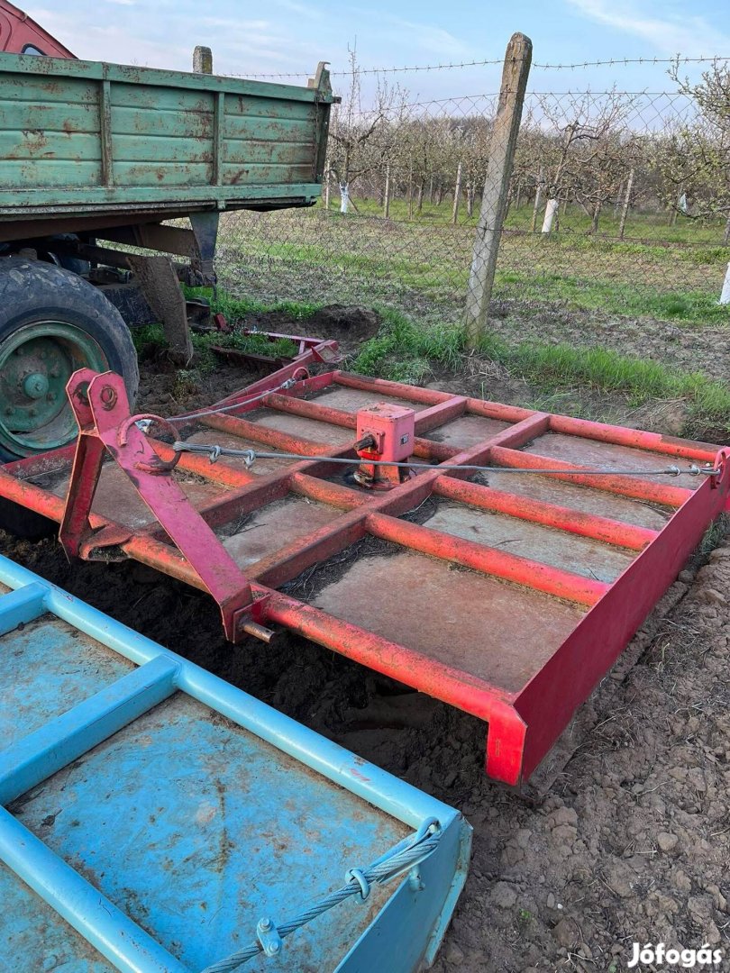 Eladó 2 méteres szárzuzó szártépő kasza mtz traktor