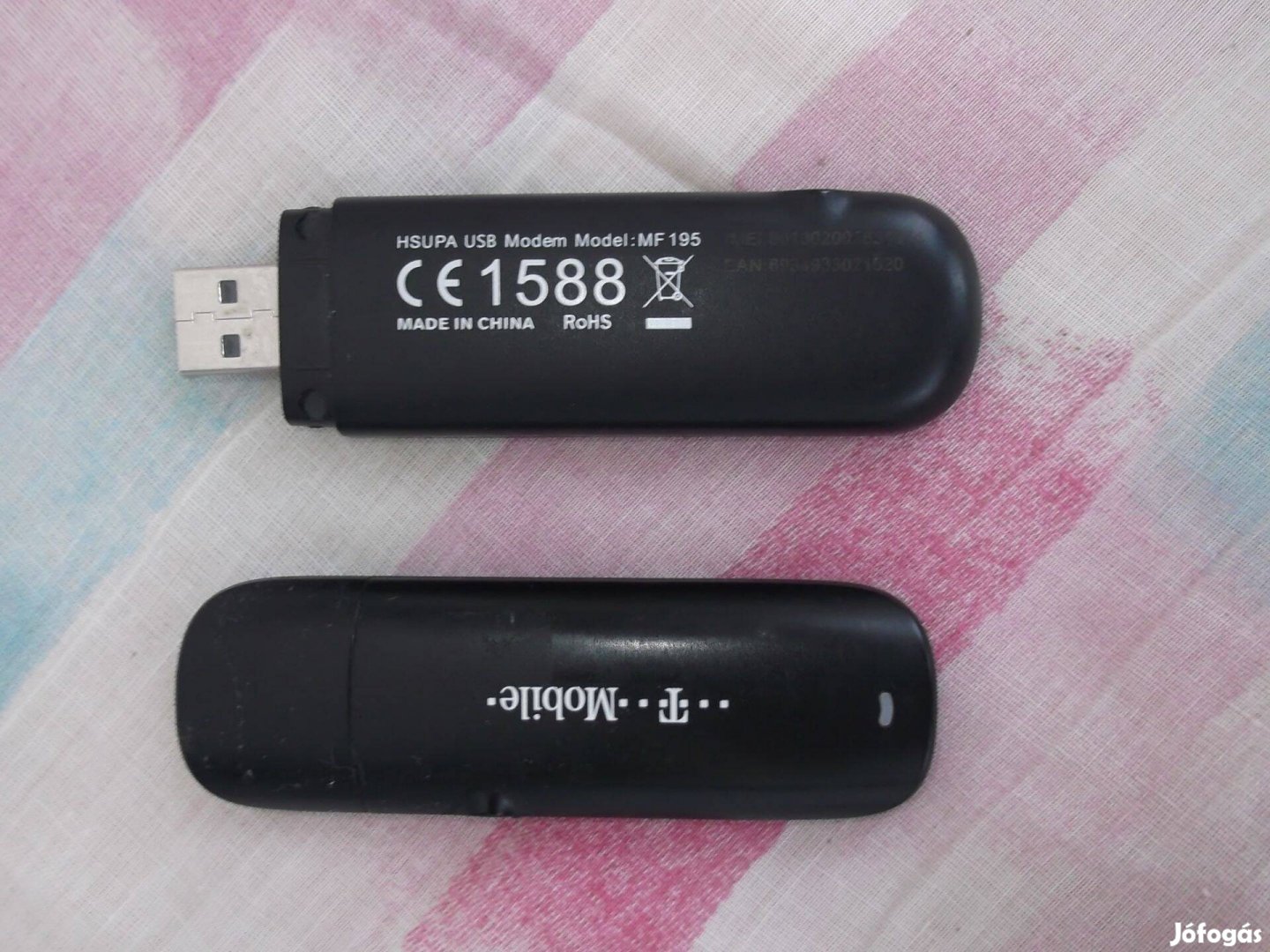 Eladó 2 pendrive, Telekomos, ( de lehet, hogy független ),