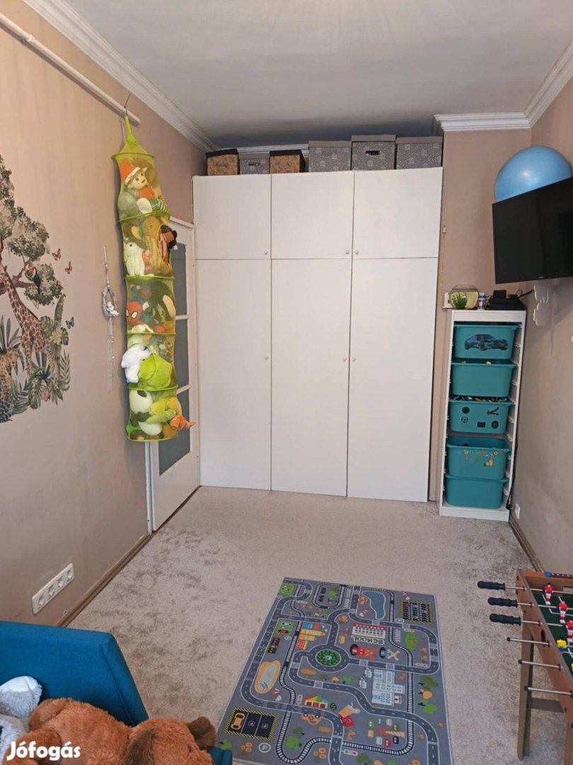 Eladó 2 szóbás tégla lakás Cegléden