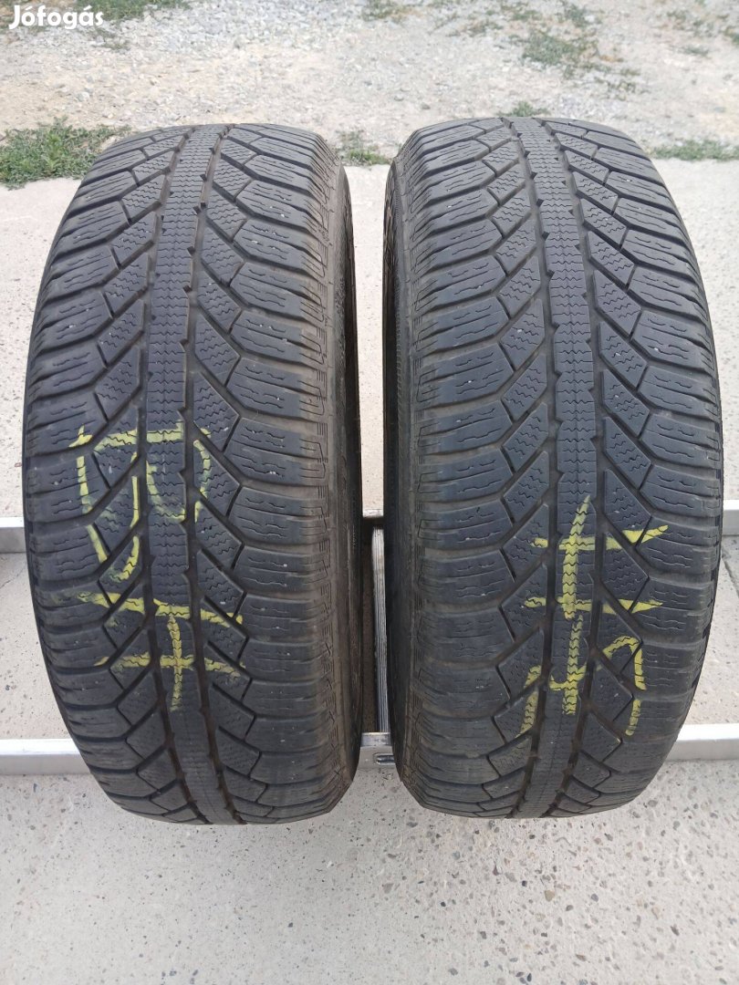 Eladó 2db 195/65 r15 Semperit téligumi !