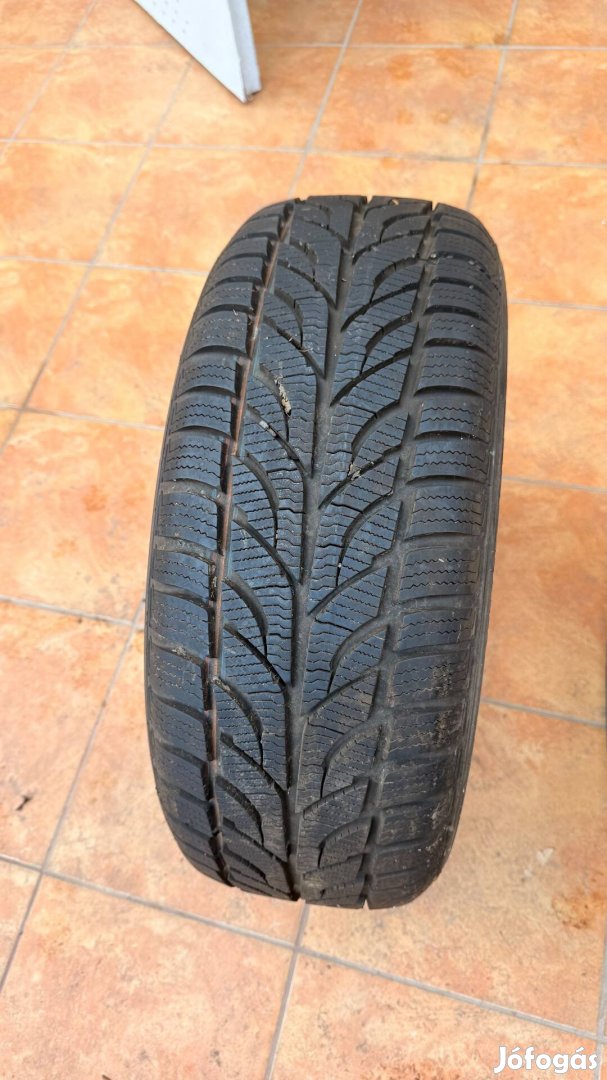 Eladó 2db 215/55 R16-os Téli gumi