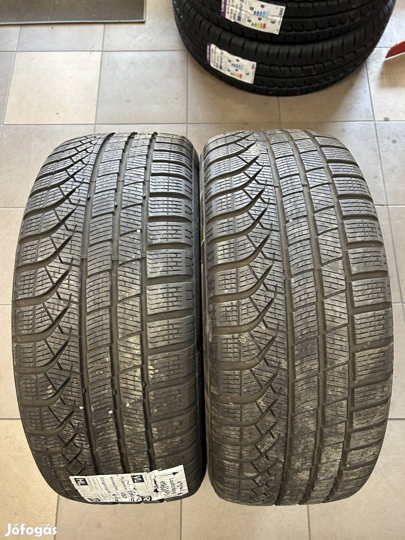 Eladó 2db 245/45 r18 Pirelli téli gumi!