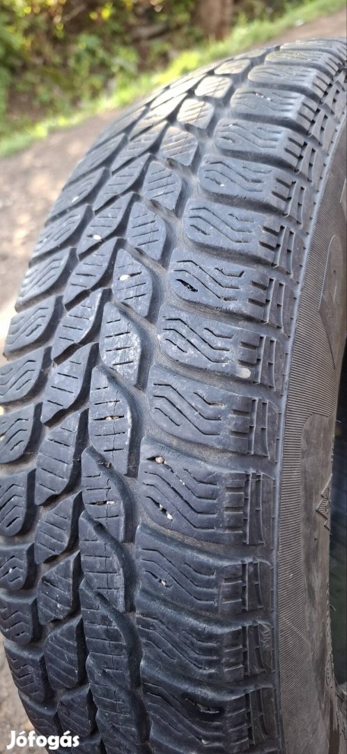 Eladó 2db Párban Pirelli 165/70 14 Es Méretben Gumi 