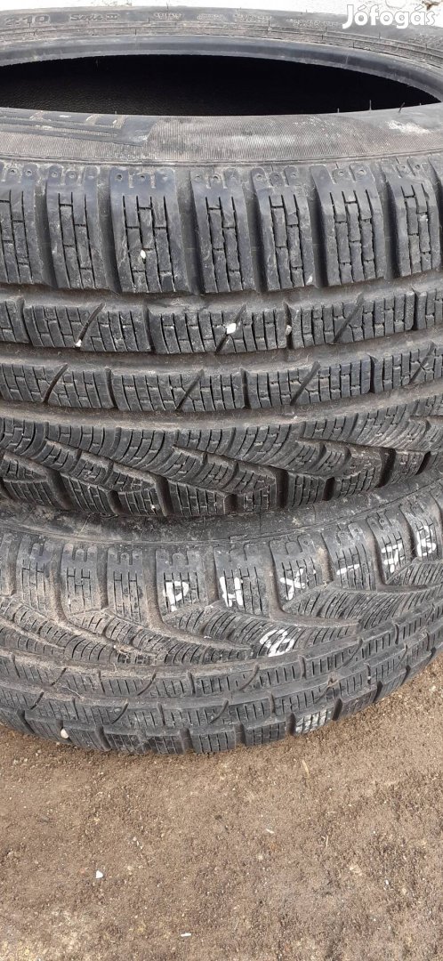 Eladó 2db Párban Pirelli Sottozero 225/55 17 Es Méretben Gumi 