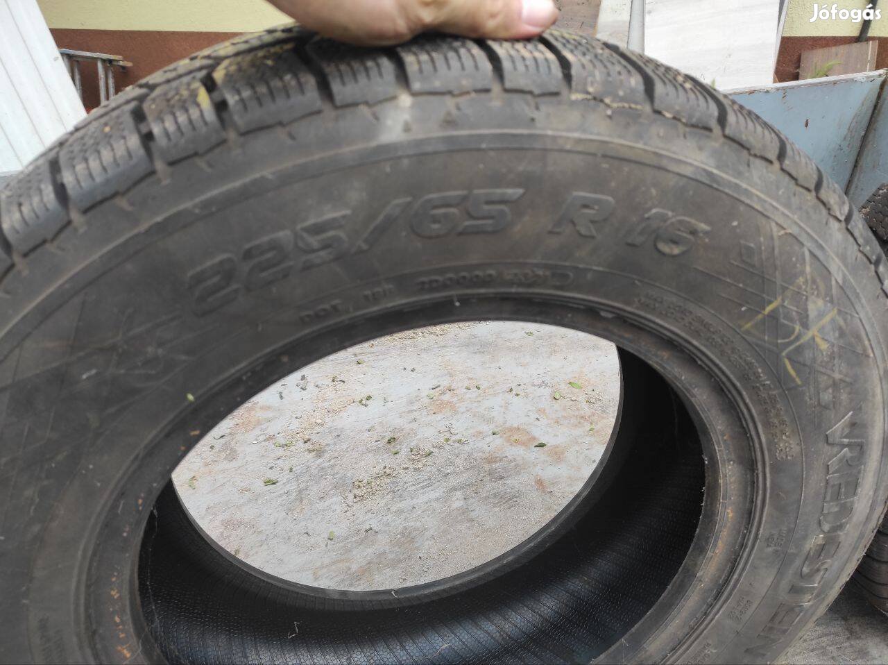 Eladó 2db Vredestein Comtrac 2 téli abroncs 225/65 R16 C gumiabroncs