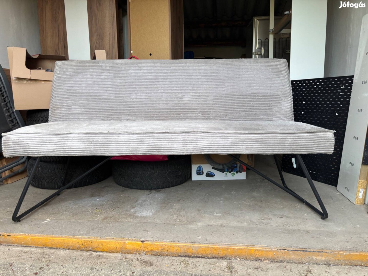 Eladó 2db étkező ülő pad