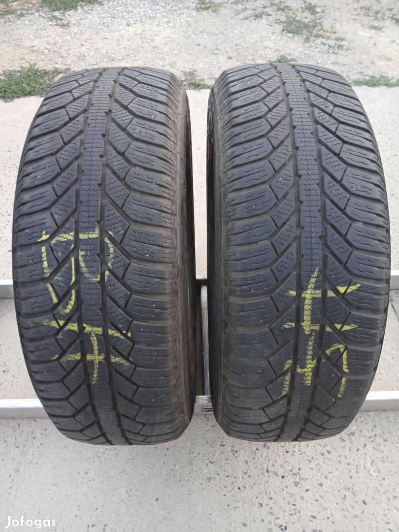 Eladó 2db használt 195/65 r15 Semperit téligumi !