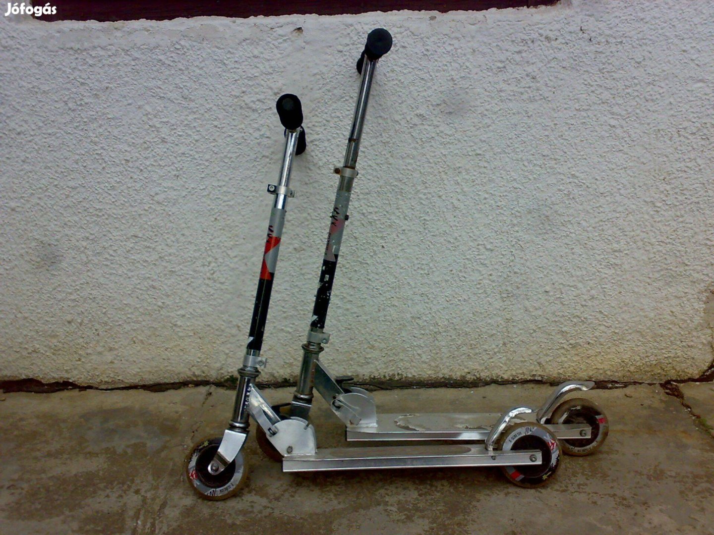 Eladó 2db használt scooter