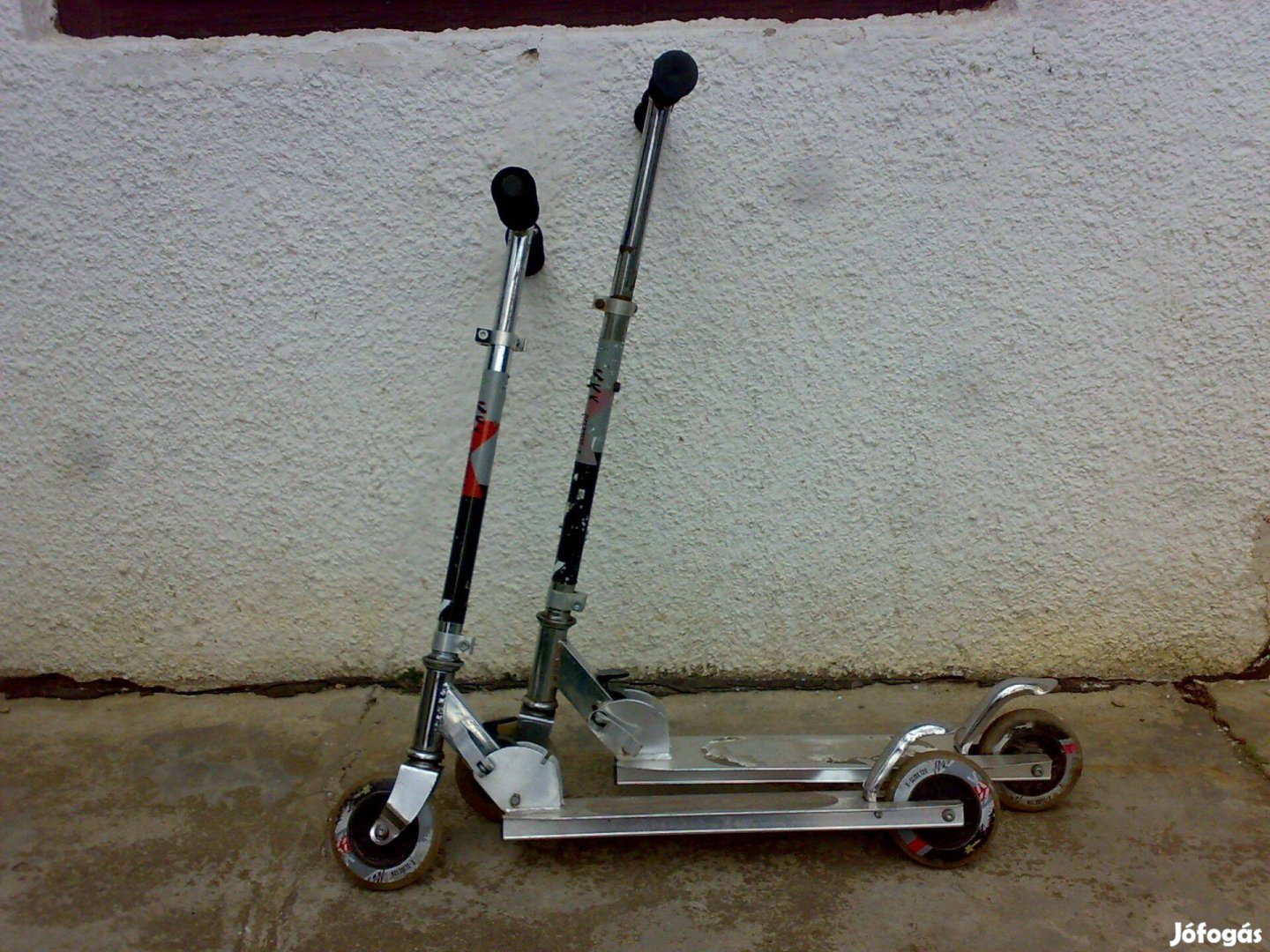 Eladó 2db használt scooter