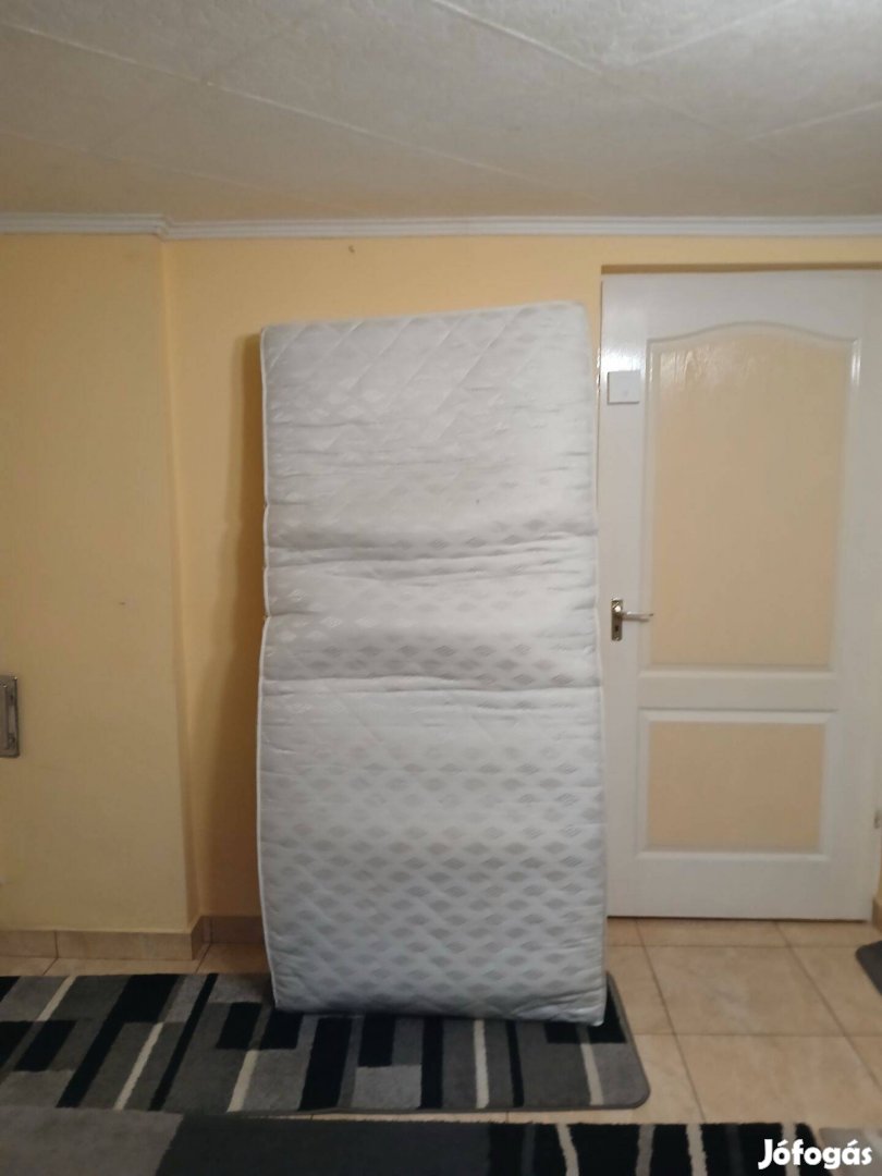 Eladó 2db rugós ágybetét
