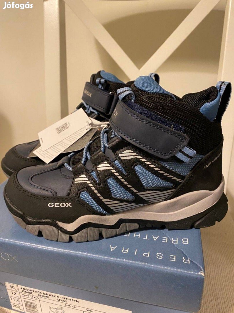 Eladó 30-as Geox J Montrack Boy B Abx új kisfiú félcipő