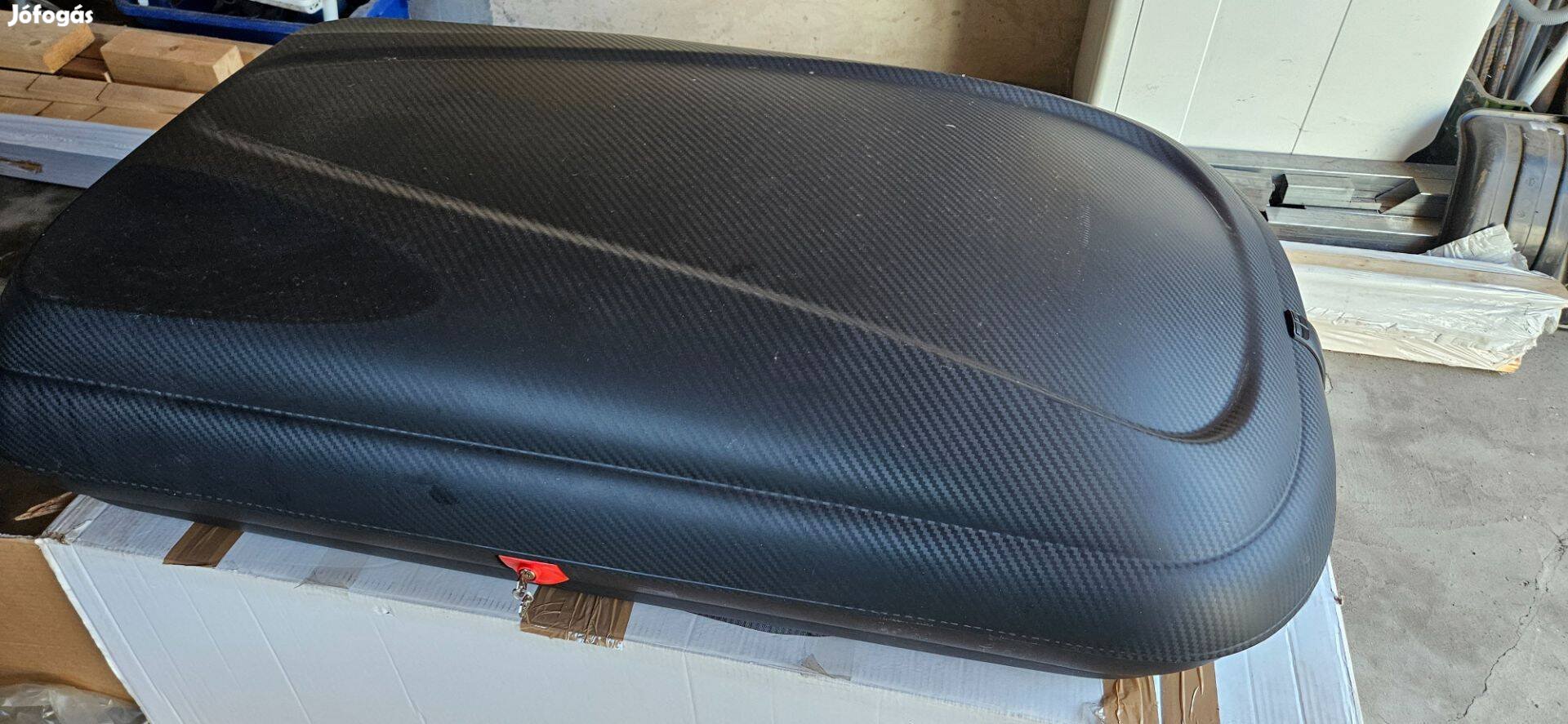 Eladó 320 literes tetőbox!