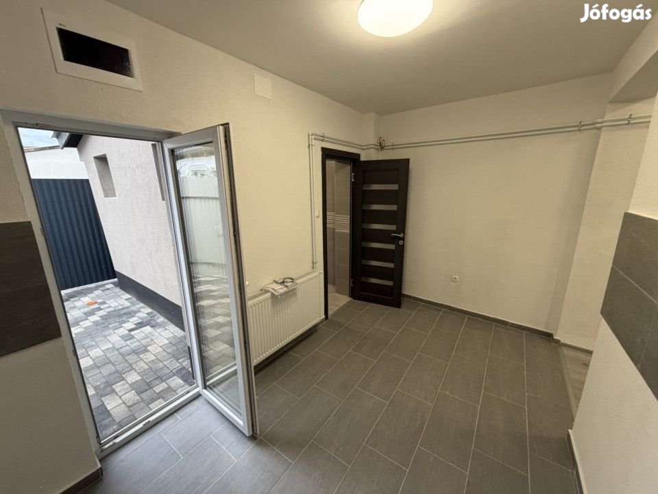 Eladó 36 nm-es Felújított Házrész Gyula
