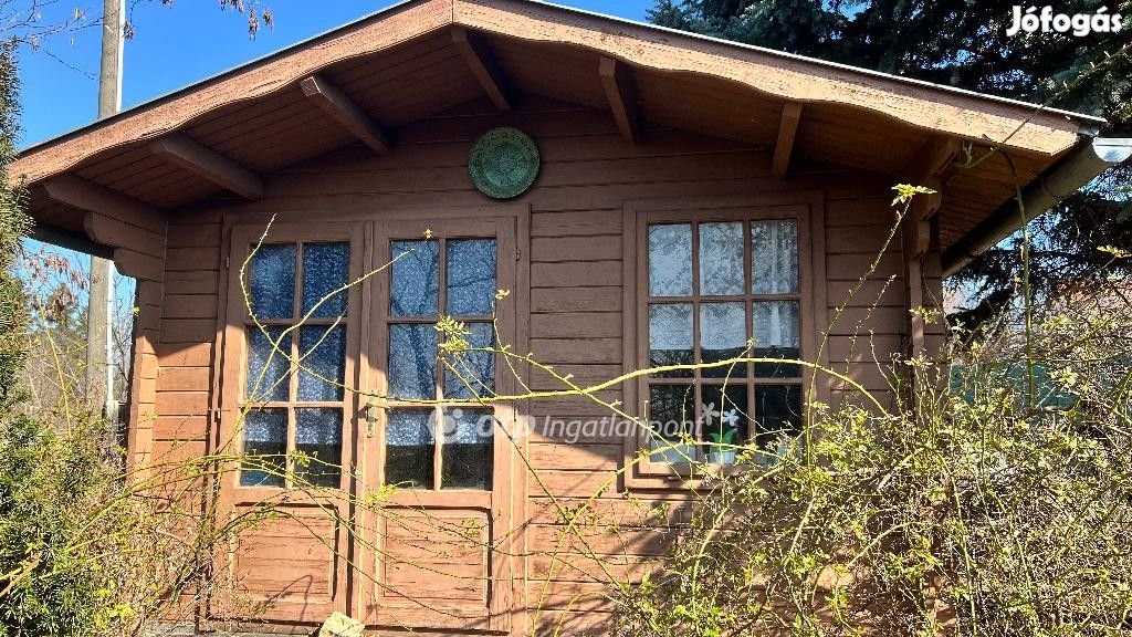 Eladó 420 nm-es Építési telek Pápa Törzsökhegyi