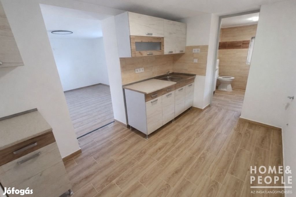 Eladó 45 nm-es Felújított Családi ház Sándorfalva