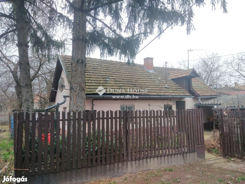 Eladó 45 nm-es ház Debrecen
