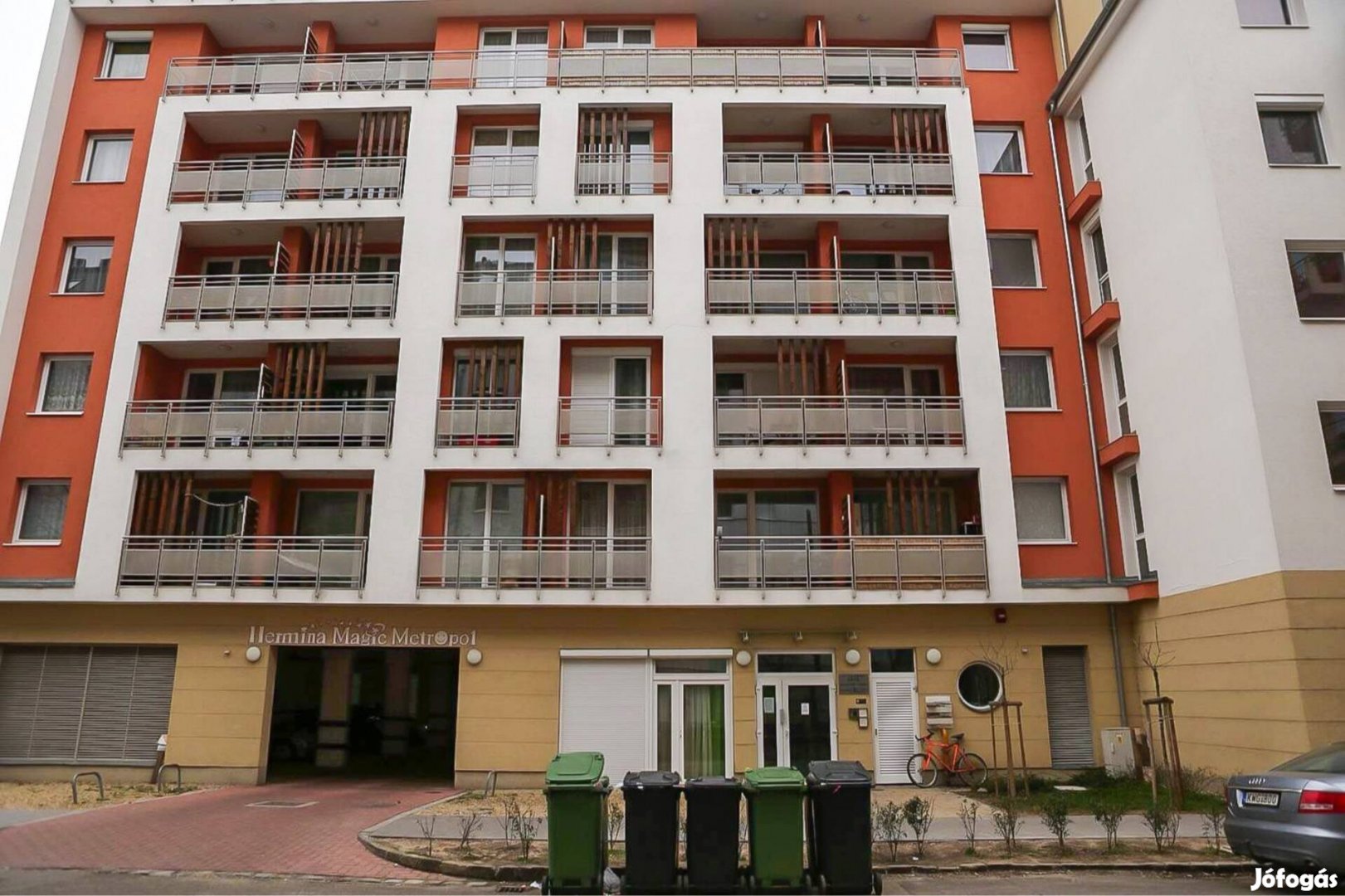Eladó 49 m-es, világos, alacsony rezsijű lakás a Fogarasi Tesco közel