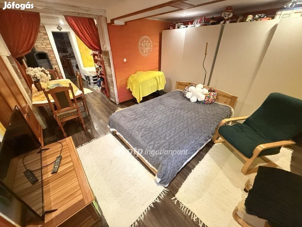 Eladó 49 nm-es ház Tiszakécske