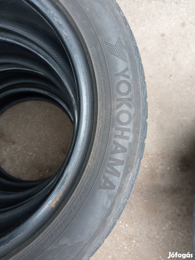 Eladó 4Db Yokohama téligumi használt kb. 60 %-os 205/55 R 16