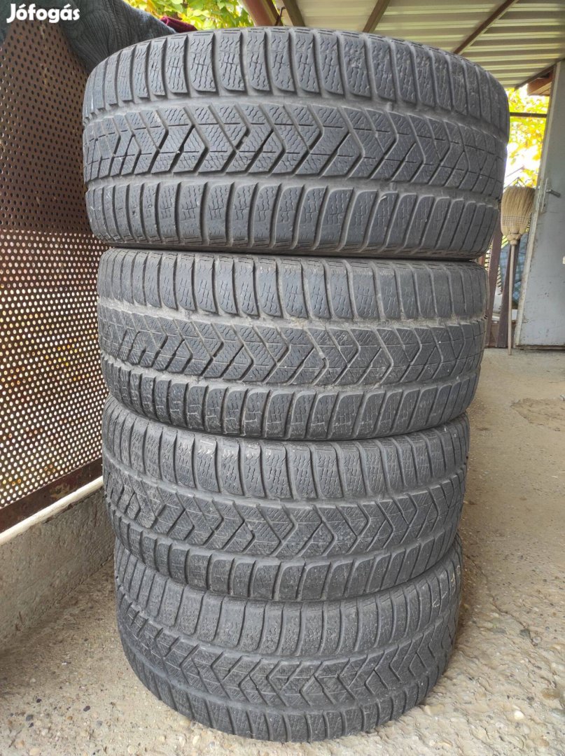 Eladó 4 darab téli gumi Kaposváron