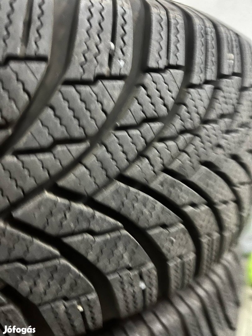 Eladó 4 db 185/65R15 téligumi garnitura!