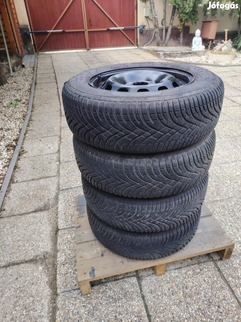 Eladó 4 db Kleber Krisalp HP3 téli gumi lemezfelnivel (195/65 R15)