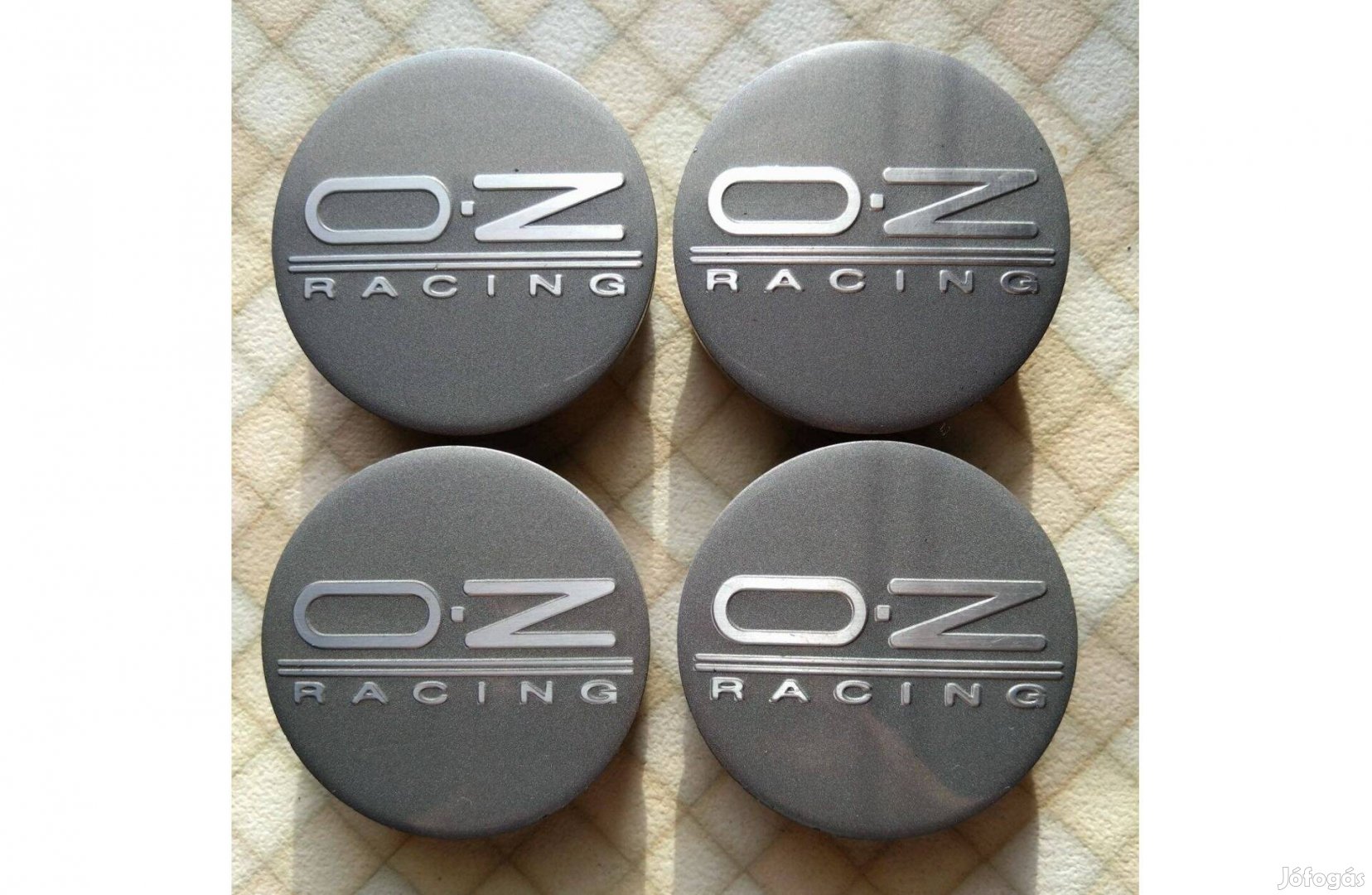 Eladó 4 db OZ racing felni kupak egyben